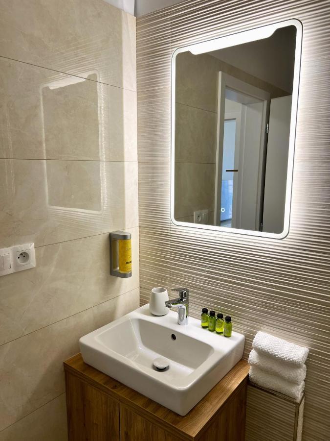 Cozy Stay Apartment Trenčín エクステリア 写真