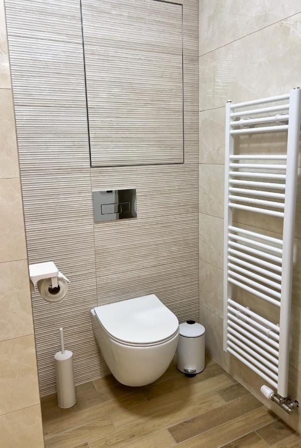 Cozy Stay Apartment Trenčín エクステリア 写真