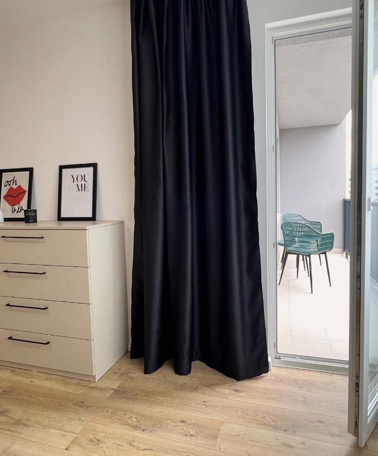 Cozy Stay Apartment Trenčín エクステリア 写真