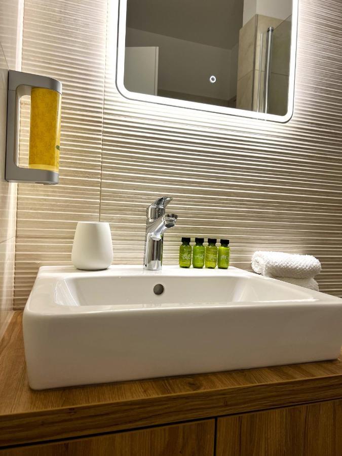 Cozy Stay Apartment Trenčín エクステリア 写真